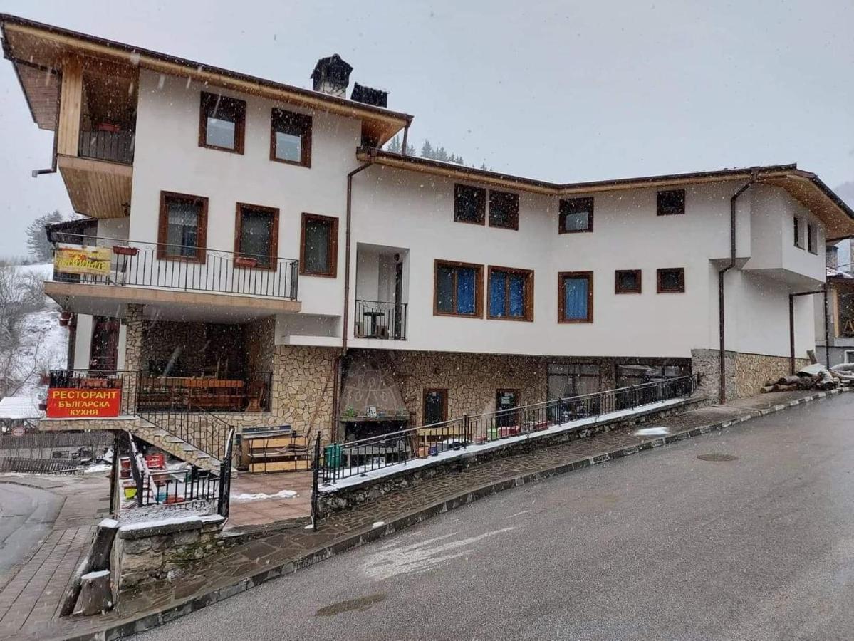 Къща За Гости Камината Trigrad Exterior photo